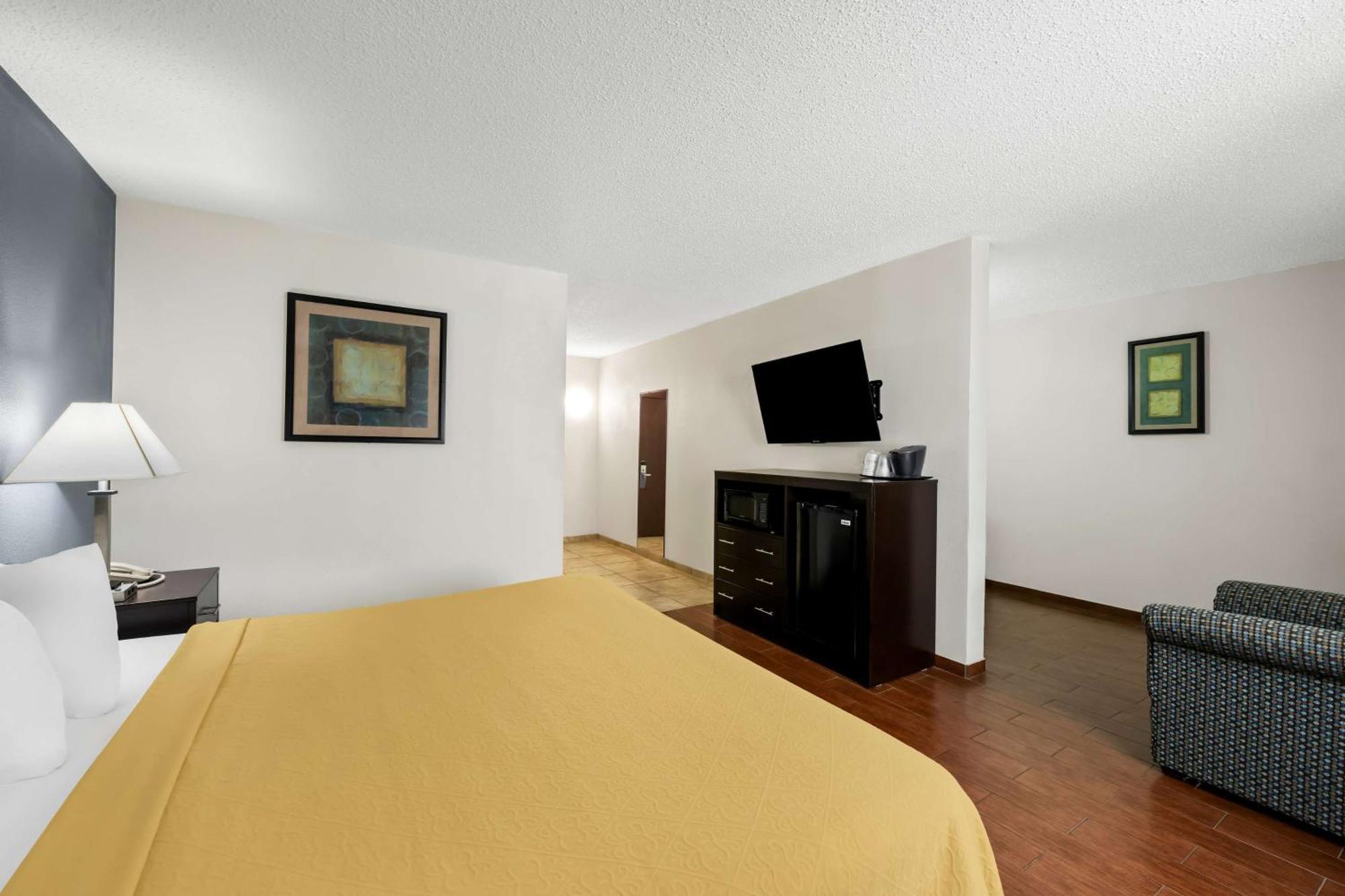Surestay Plus Hotel By Best Western Lubbock Medical Center Ngoại thất bức ảnh