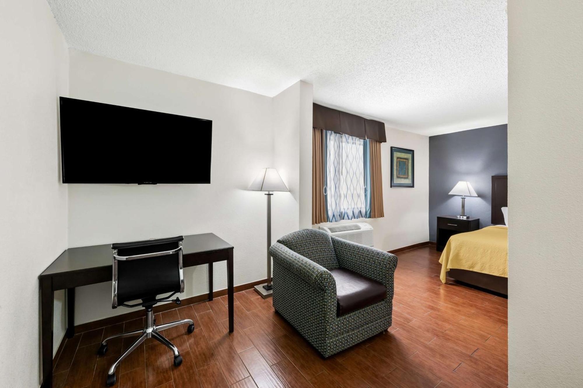 Surestay Plus Hotel By Best Western Lubbock Medical Center Ngoại thất bức ảnh