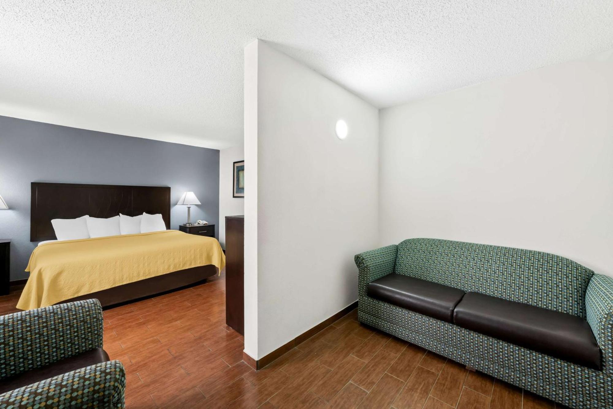 Surestay Plus Hotel By Best Western Lubbock Medical Center Ngoại thất bức ảnh
