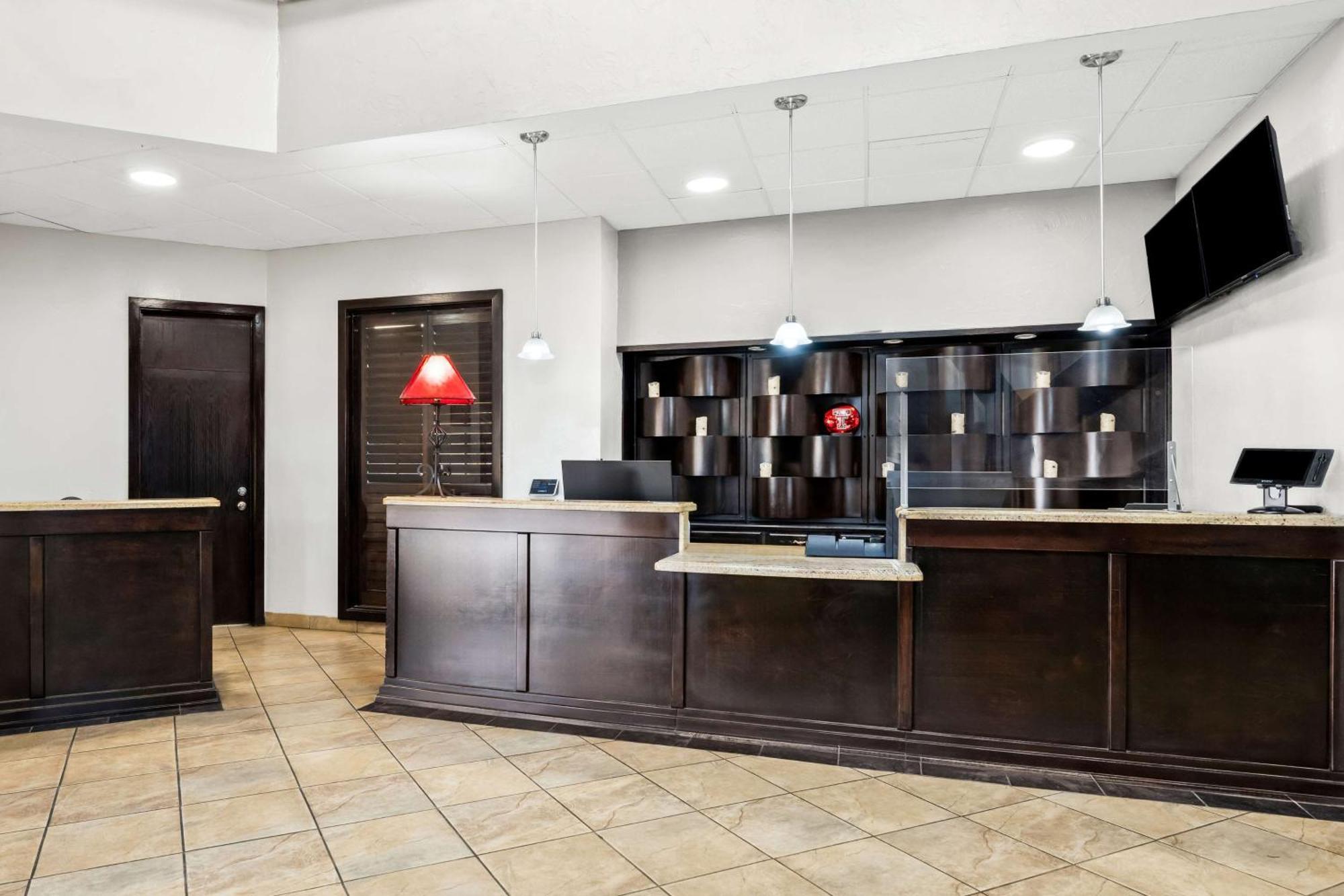 Surestay Plus Hotel By Best Western Lubbock Medical Center Ngoại thất bức ảnh